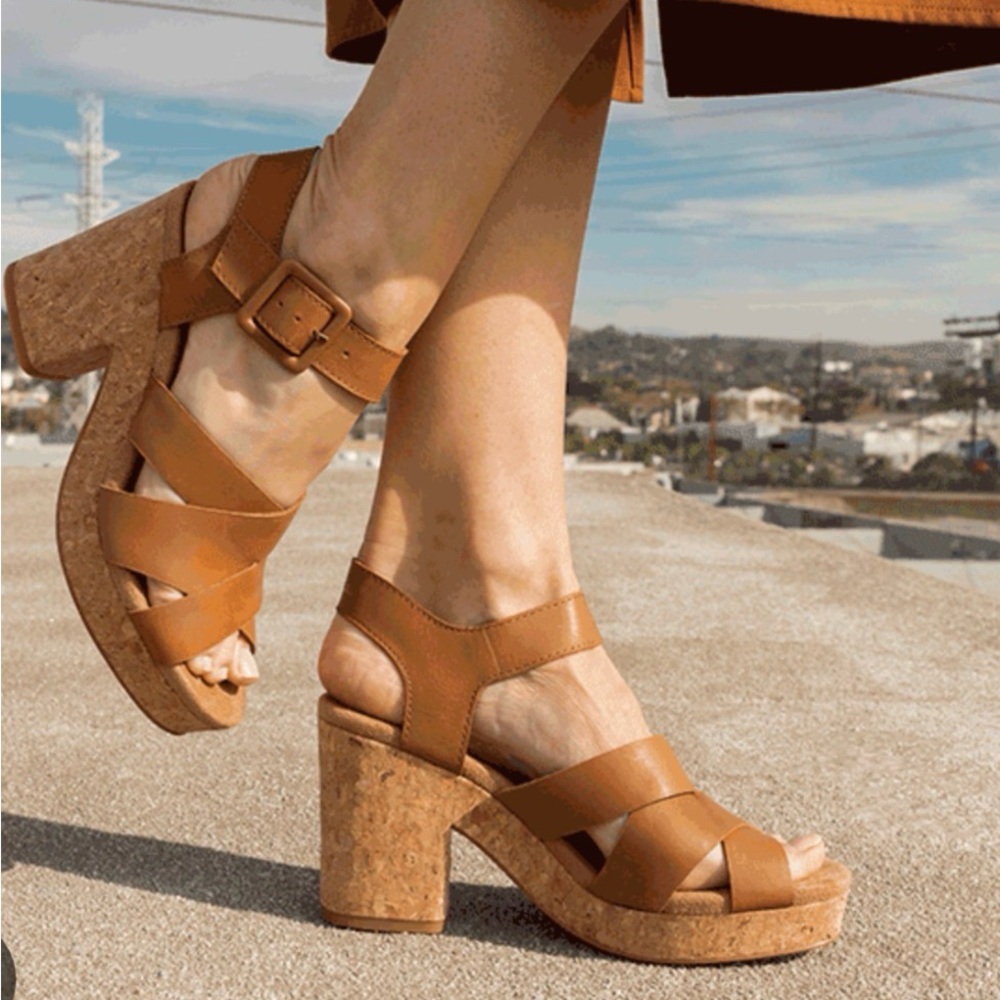 TOMS Ava Brown Platform Sandals